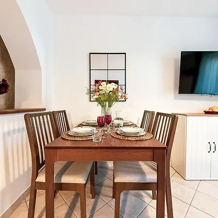 Casa Montebello Camaiore